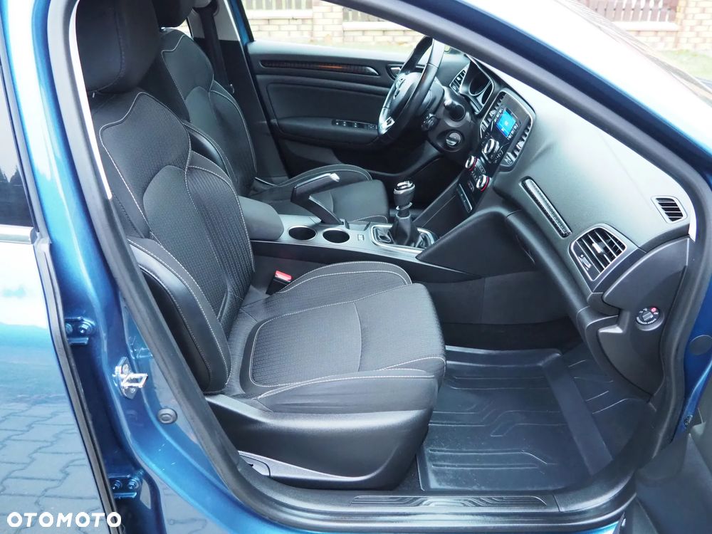 Renault Megane 1.2 Energy TCe Intens - 24