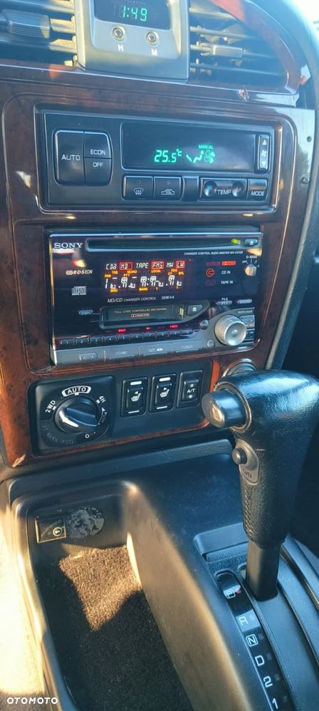 Nissan Pathfinder 3.5 V6 - 10