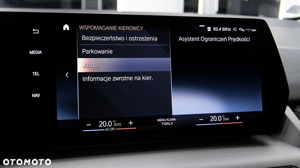BMW Seria 2 218i - 26