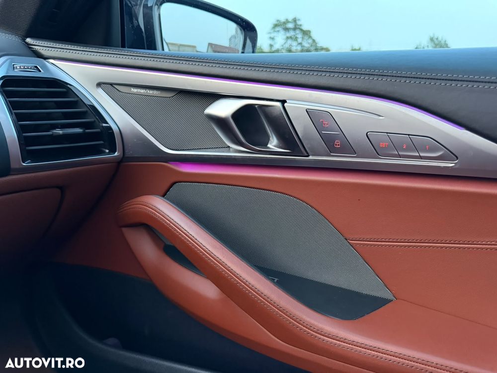BMW Seria 8 - 16