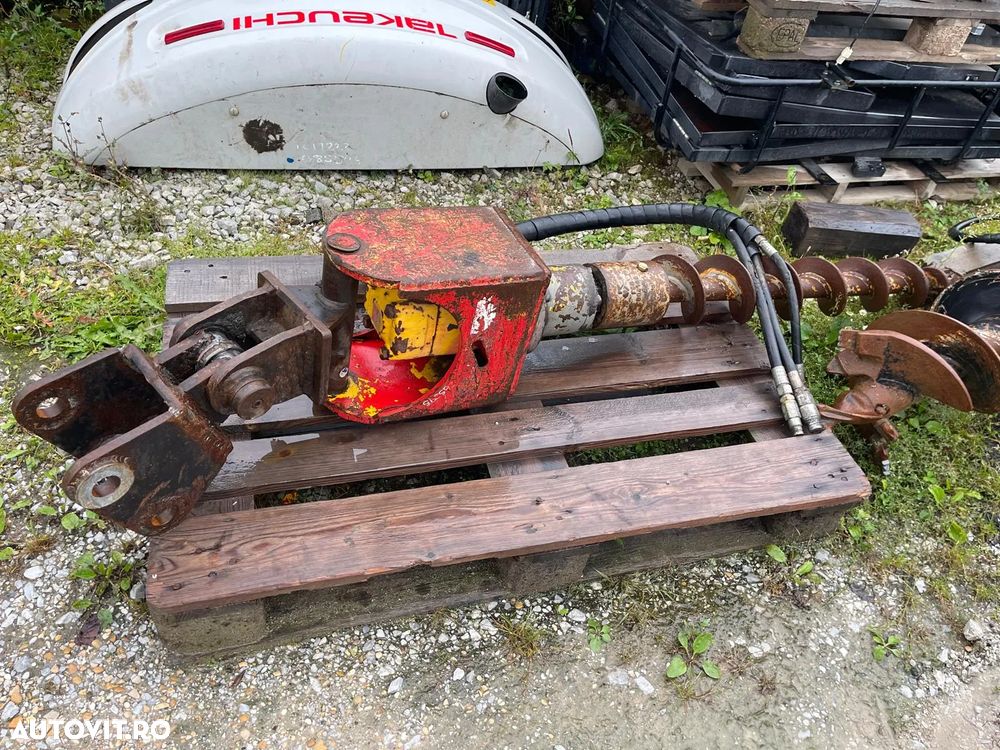 Burghiu hidraulic pentru pământ Danfoss pentru excavatoare de 2.5-5 tone - 1