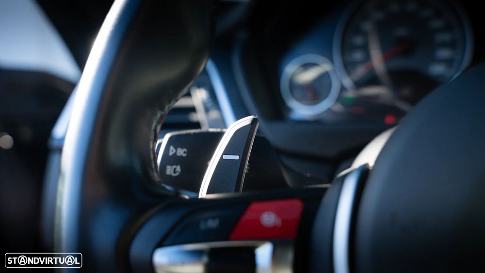 BMW M4 Coupe DKG Competition - 36