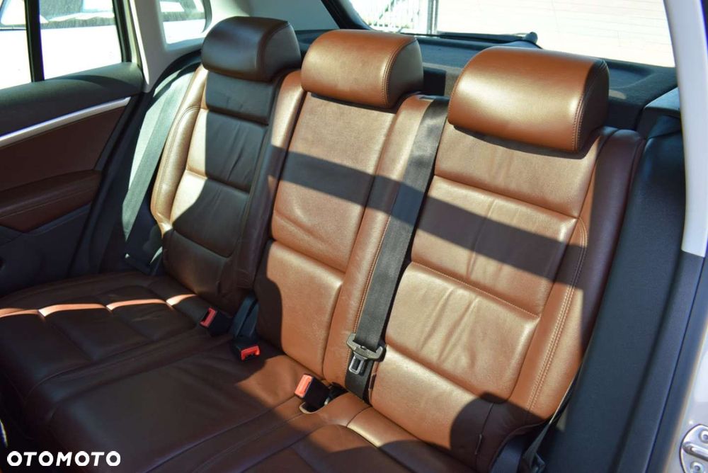 Volkswagen Tiguan - 21