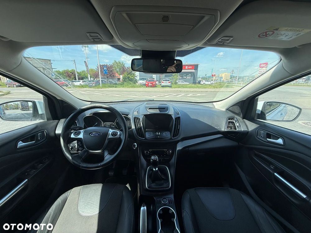 Ford Kuga - 11