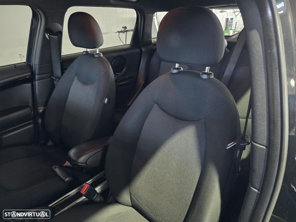 MINI Countryman - 16