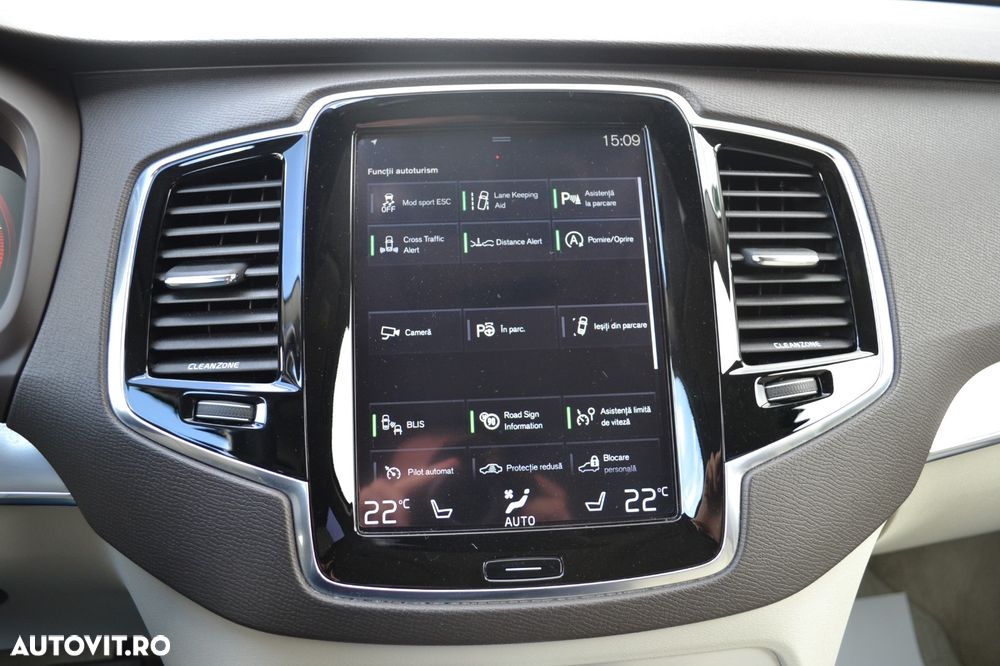 Volvo XC 90 T6 AWD Momentum - 3