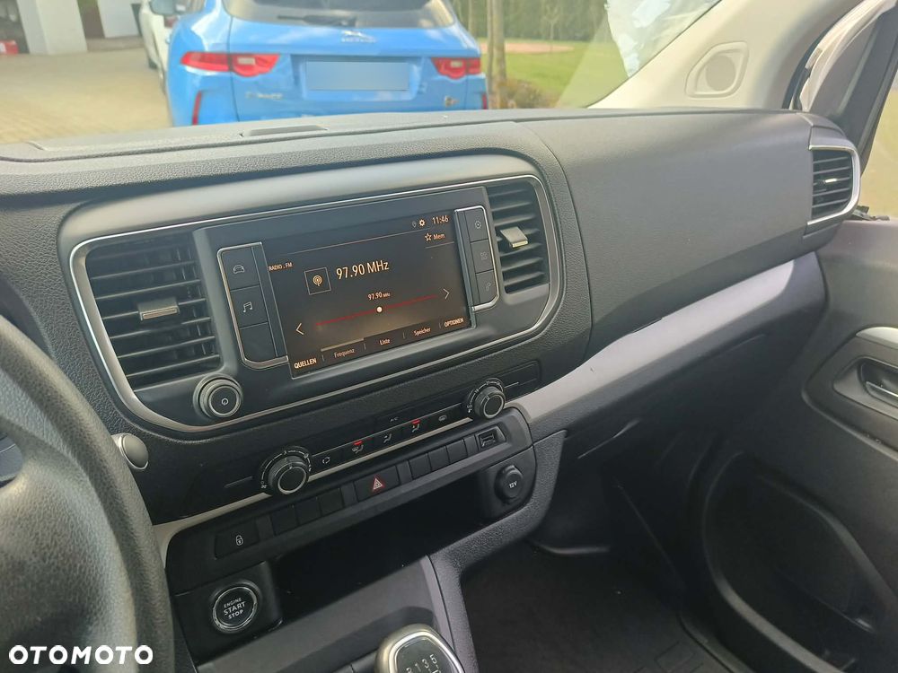 Opel Vivaro - 26