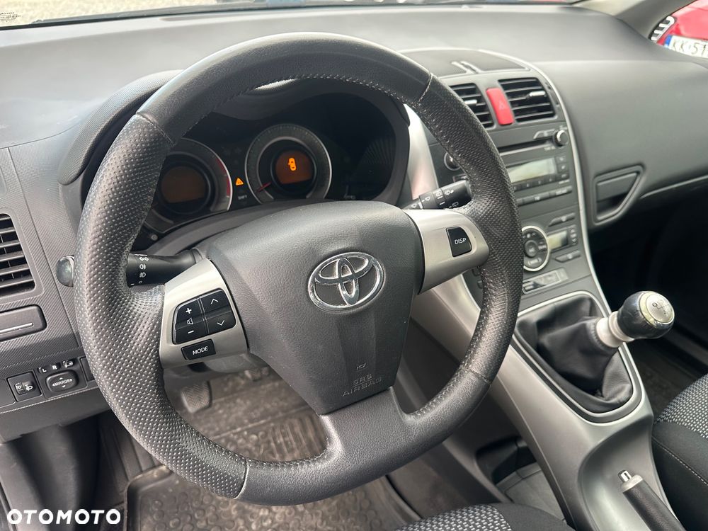Toyota Auris 1.33 VVT-i Edition - 19