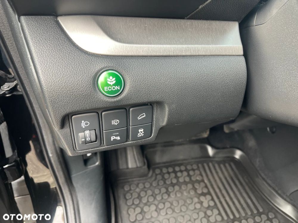 Honda CR-V - 12