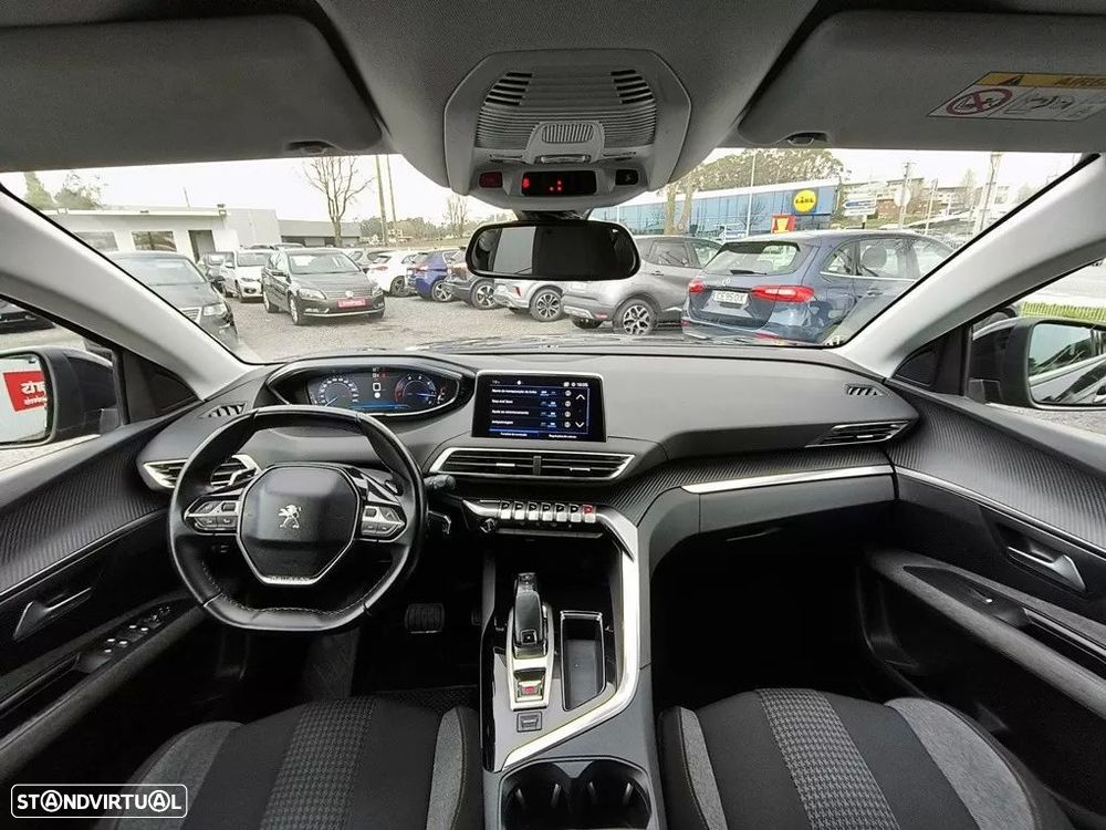 Peugeot 3008 1.5 BlueHDi Allure EAT8 - 3