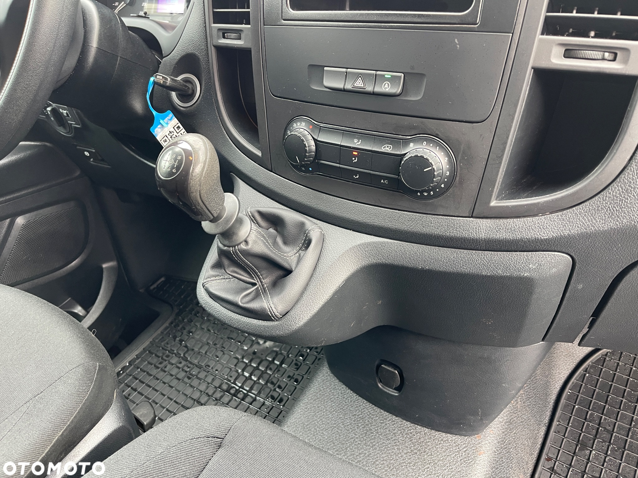 Mercedes-Benz vito - 14