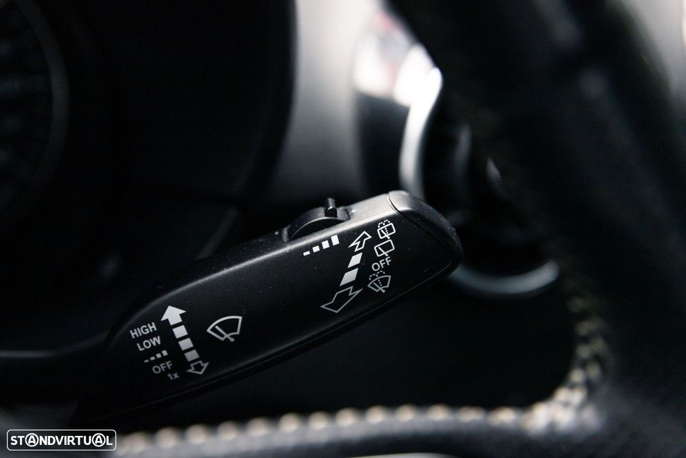 Audi A1 Sportback 2.0 TDI S line Sport Pack - 34