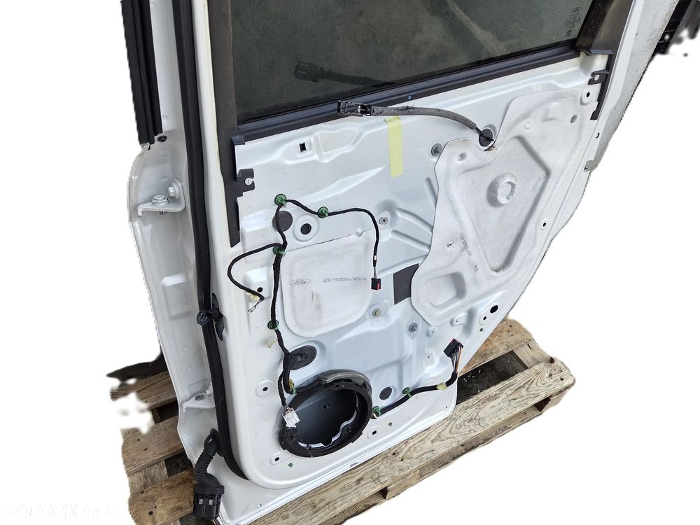 DRZWI PRAWY TYL  FORD KUGA MK2 LIFT VIGNALE  KOLOR AD - 10