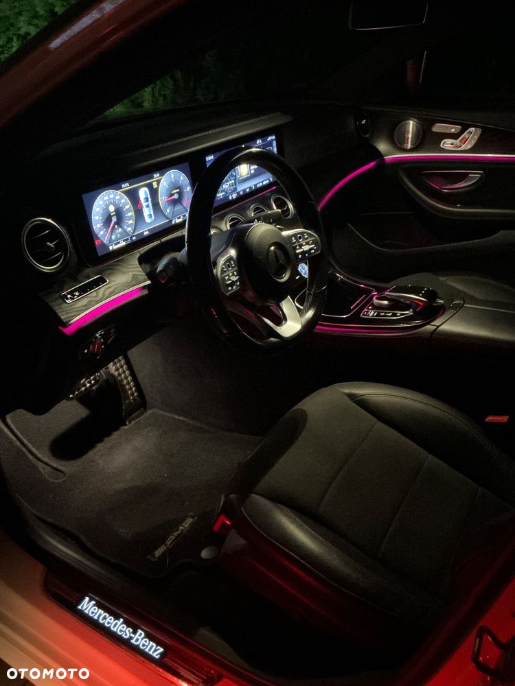 Mercedes-Benz Klasa E 220 d 4-Matic AMG - 30