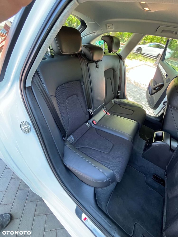 Audi A4 Avant 2.0 TDI DPF clean diesel multitronic S line Sportpaket - 11