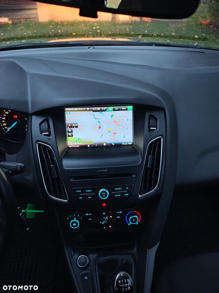 Ford Focus - 21
