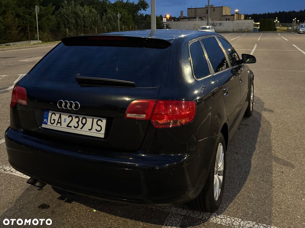 Audi A3 Sportback 1.9 TDI Ambiente - 4
