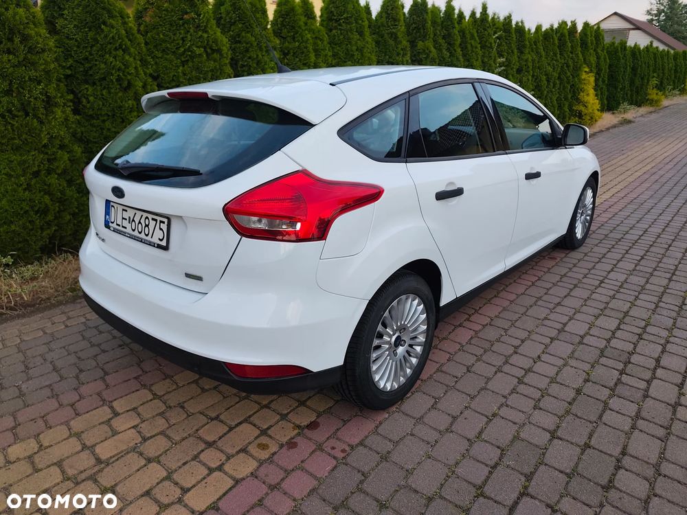 Ford Focus 1.0 EcoBoost Trend - 5
