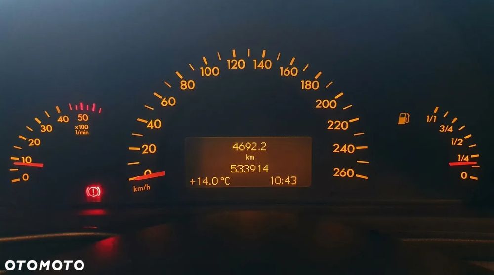 Mercedes-Benz Klasa C 200 CDI Classic - 13