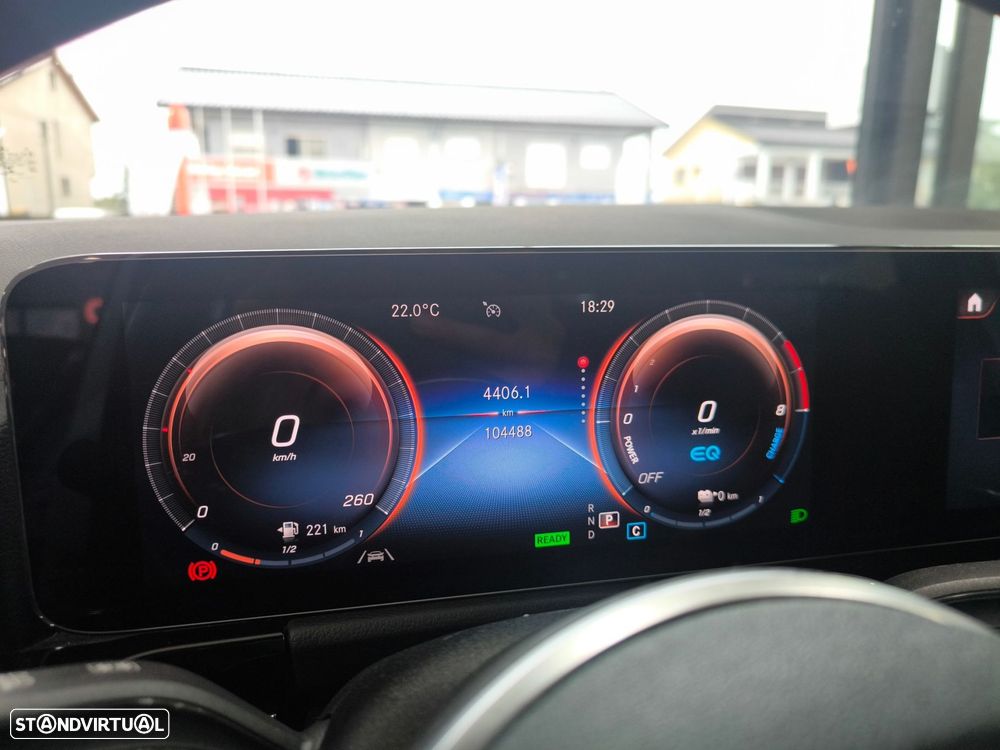 Mercedes-Benz GLA 250 e Progressive - 21