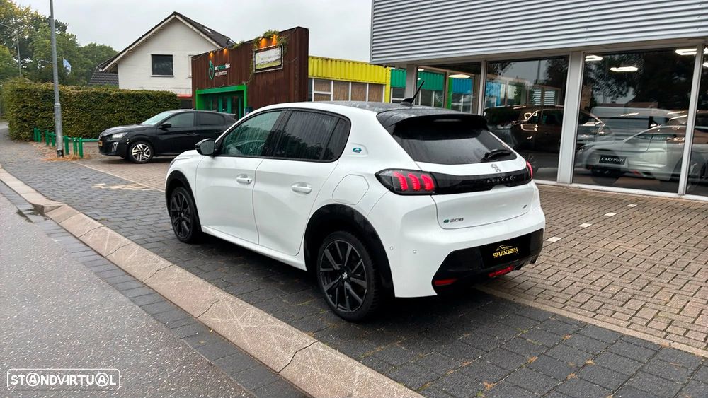 Peugeot e-208 GT - 4