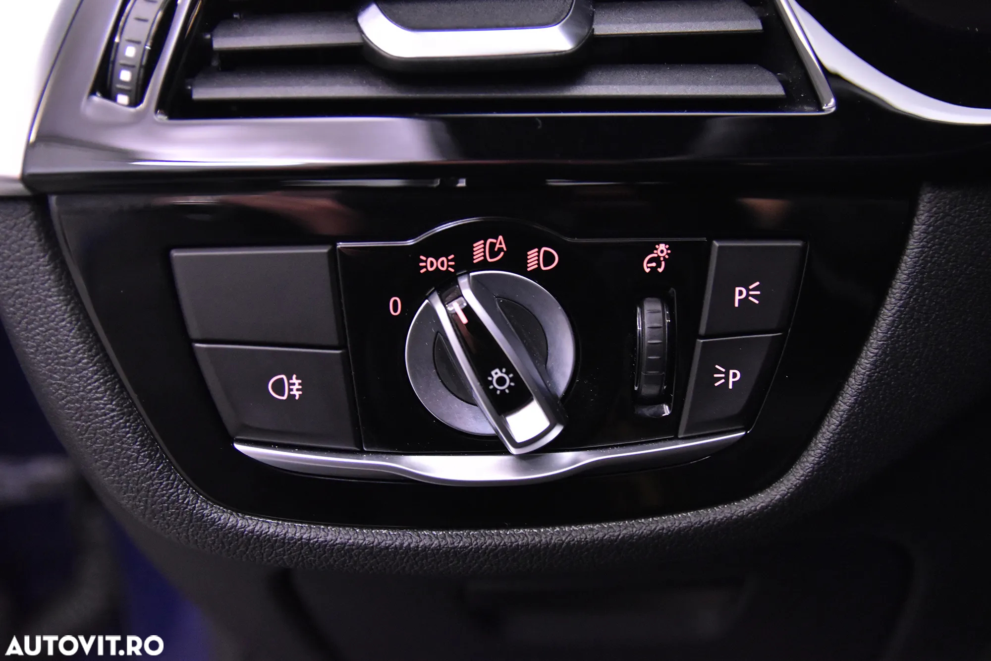 BMW Seria 5 530e xDrive AT PHEV - 14