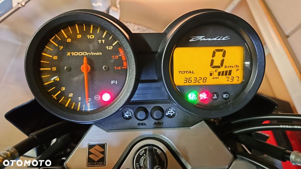 Suzuki Bandit - 2