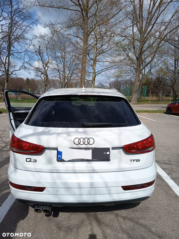 Audi Q3 1.4 TFSI Sport S tronic - 2