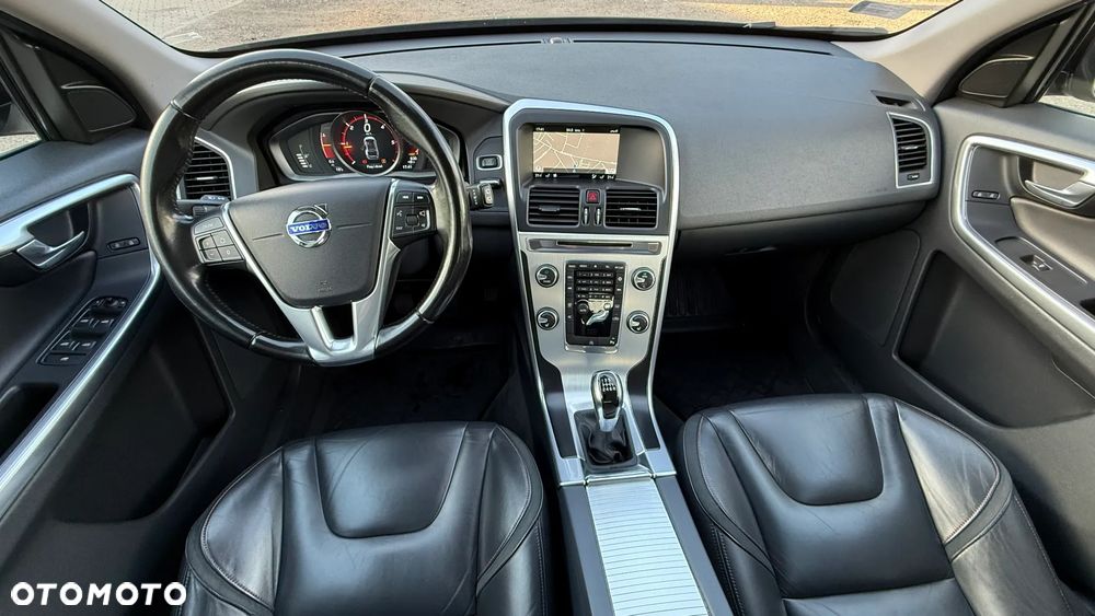 Volvo XC 60 D3 Drive-E Momentum - 13
