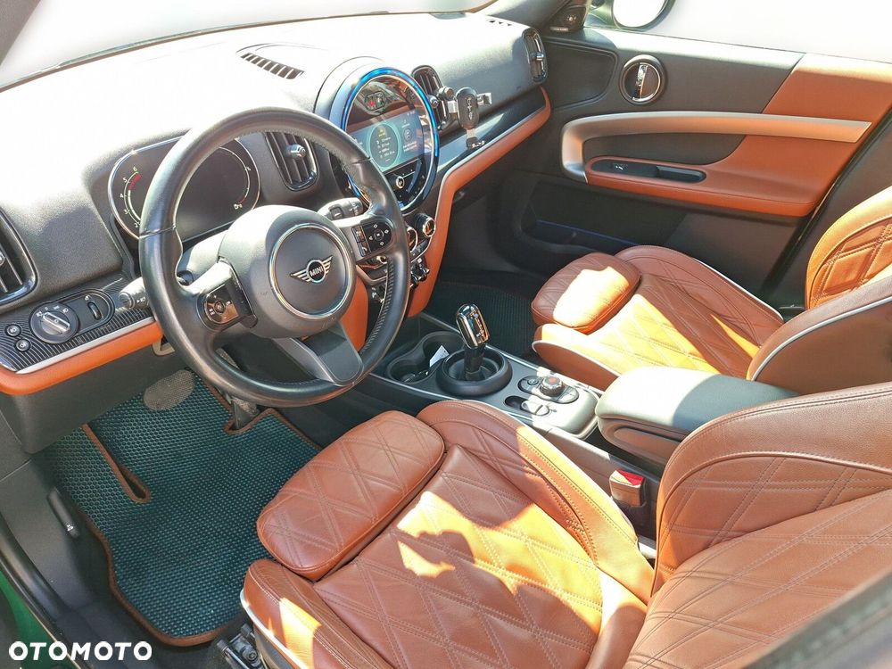 MINI Countryman Cooper SD Classic Trim - 11