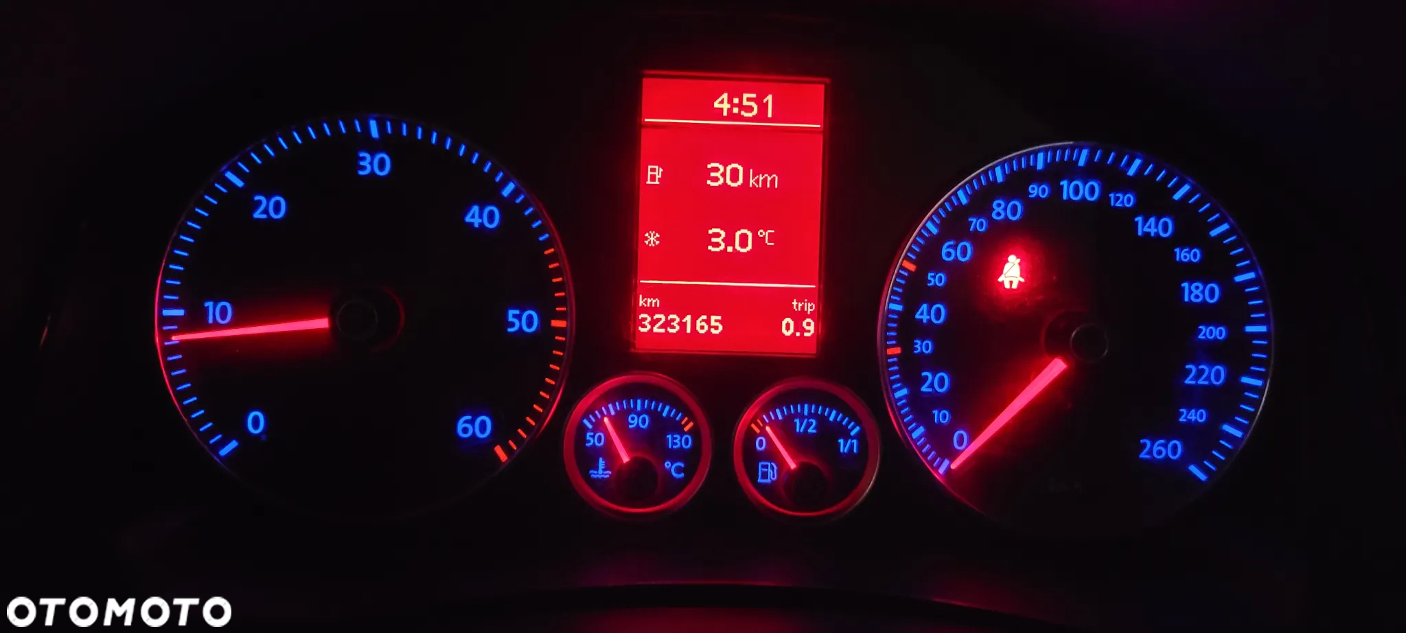 Volkswagen Golf 2.0 TDI Comfortline - 31
