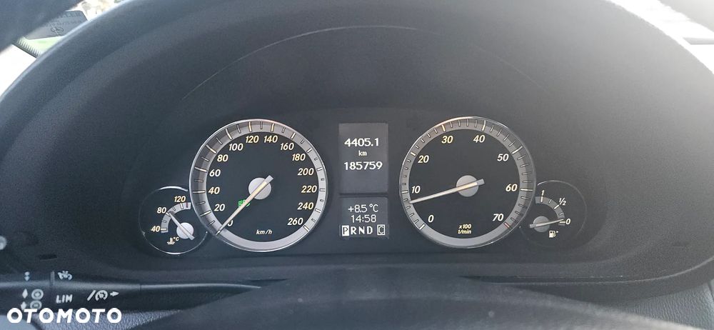 Mercedes-Benz Klasa C 180 Kompressor Automatik Avantgarde Sport Edition - 33