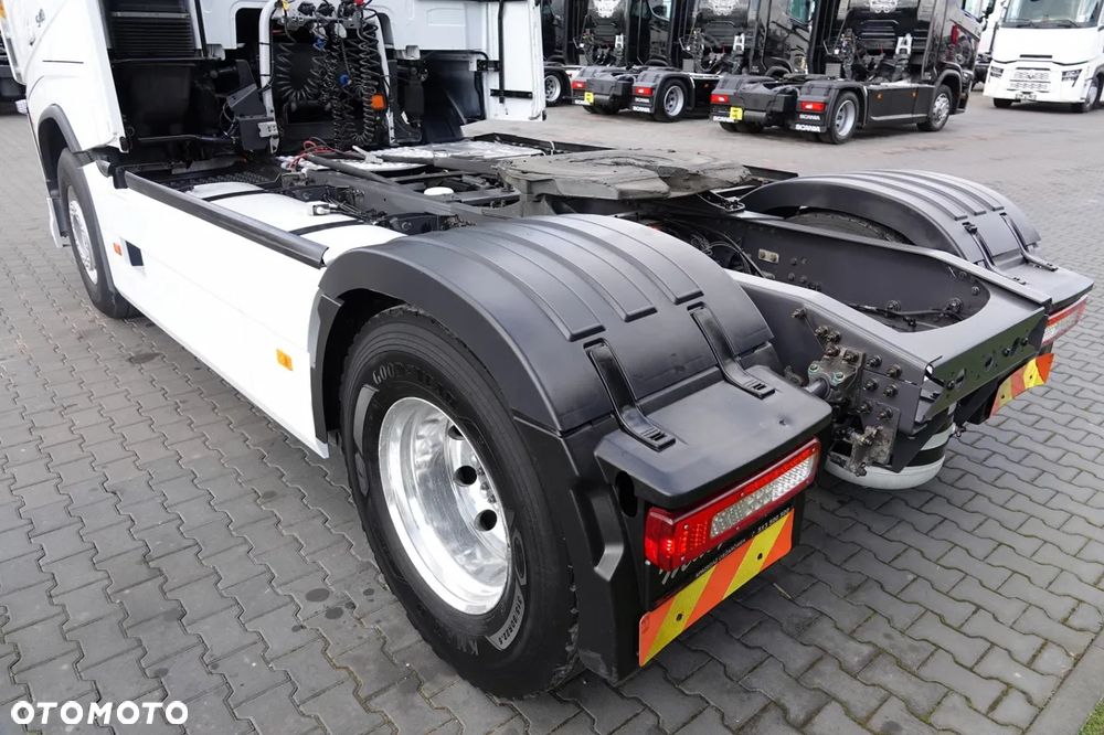 Volvo FH 540 / HYDRAULIKA / KLIMATYZACJA POSTOJOWA / I-SHIFT /  ALUFELGI / EURO 6 - 16