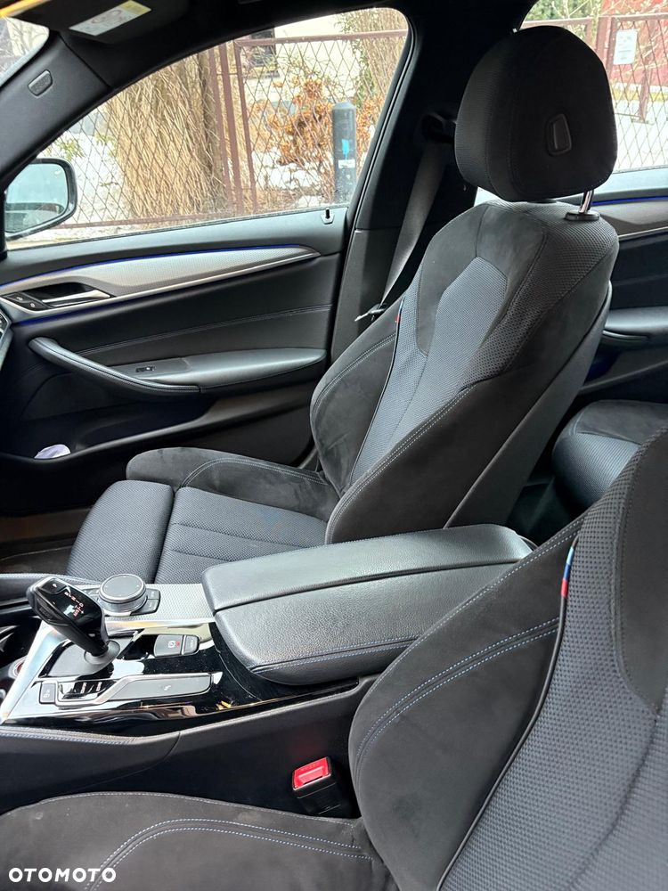 BMW Seria 5 520d xDrive M Sport sport - 10
