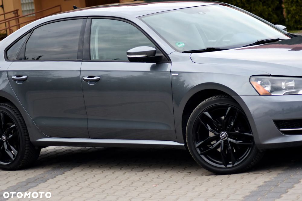 Volkswagen Passat - 28