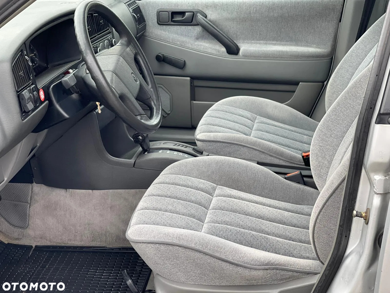 Volkswagen Passat - 17