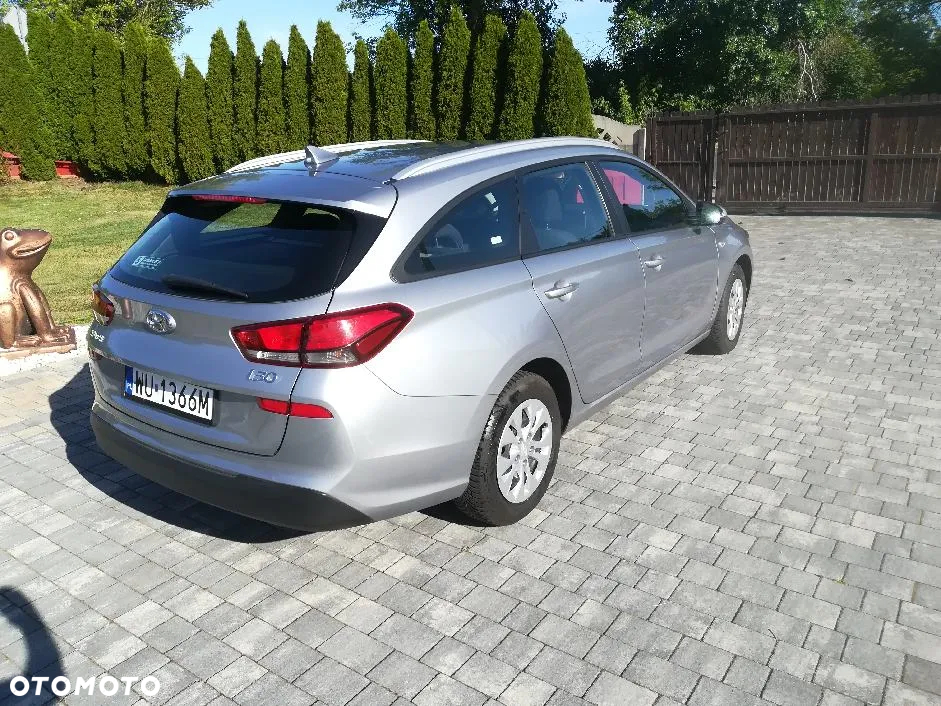 Hyundai i30 1.5 DPI Comfort - 10