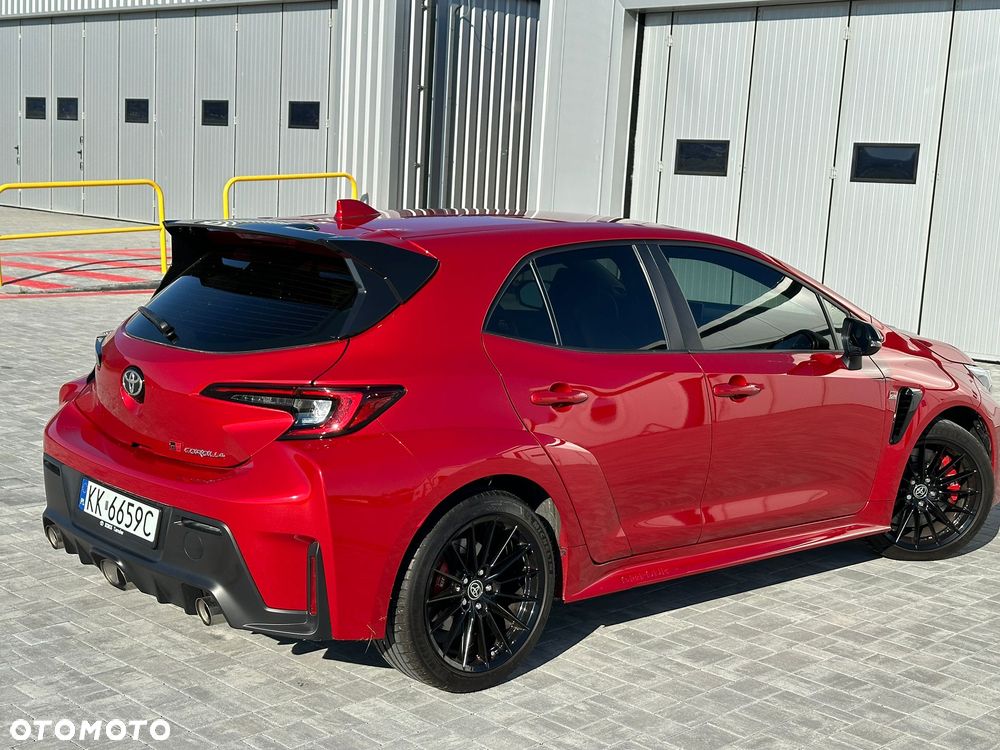 Toyota GR Corolla ver-1-6-gr-sport - 2