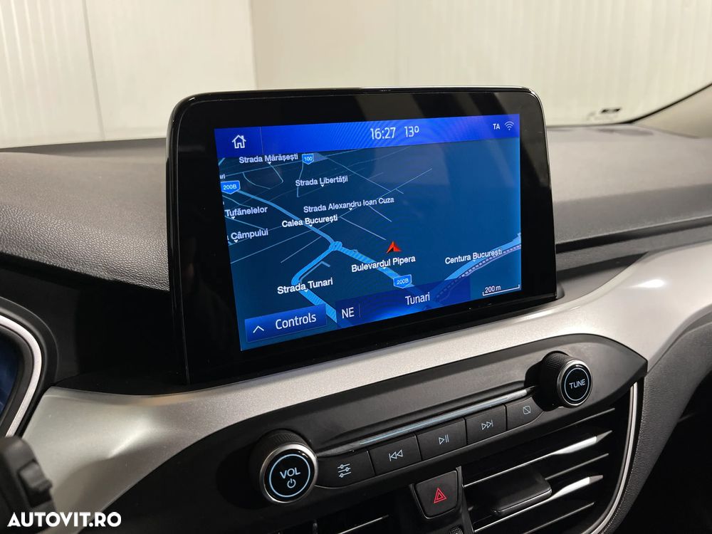 Ford Focus 1.5 EcoBlue Connected - 16