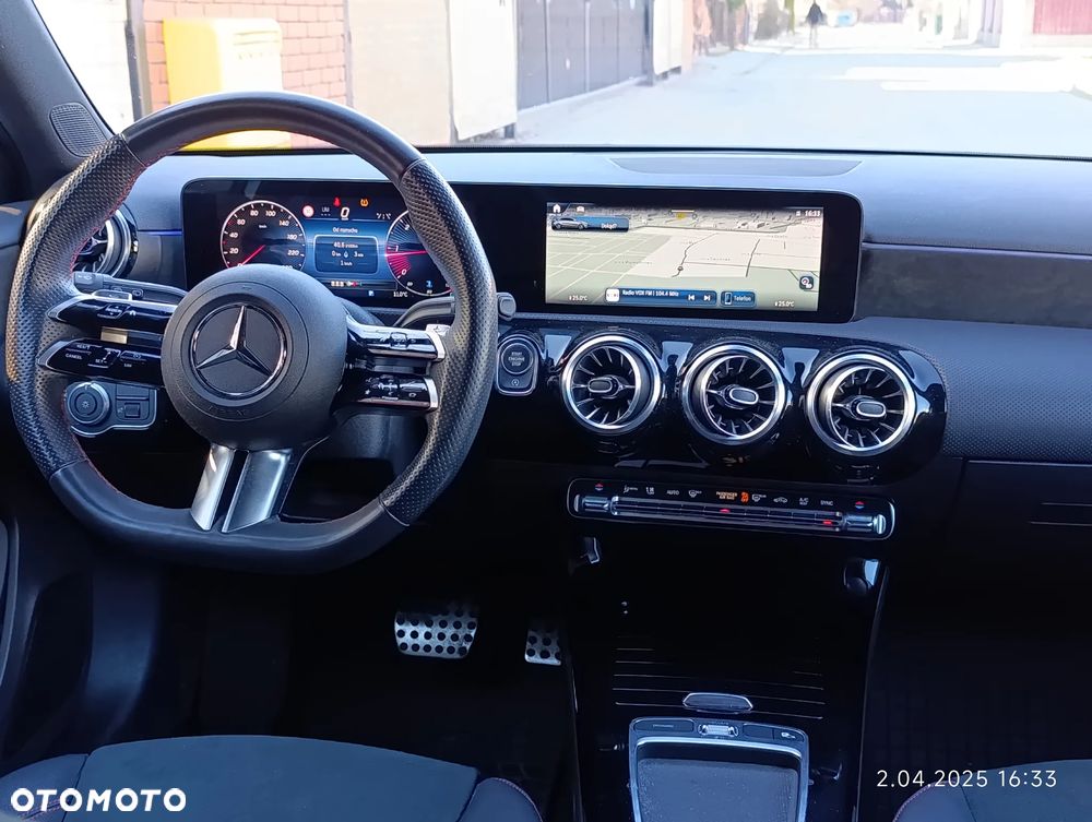 Mercedes-Benz Klasa A 200 d AMG Line 8G-DCT - 8