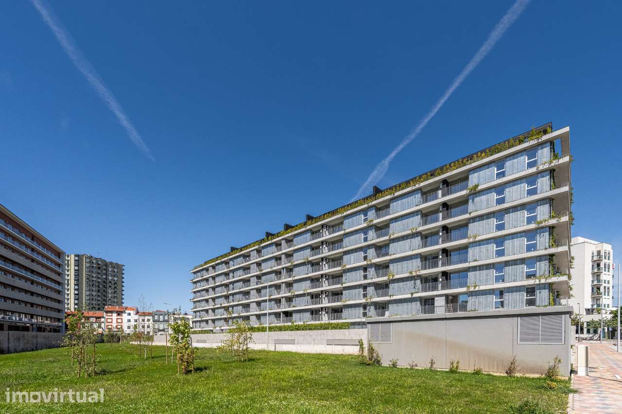 Apartamento T0 | Condomínio Privado com Piscina e Ginásio - Grande imagem: 2/32