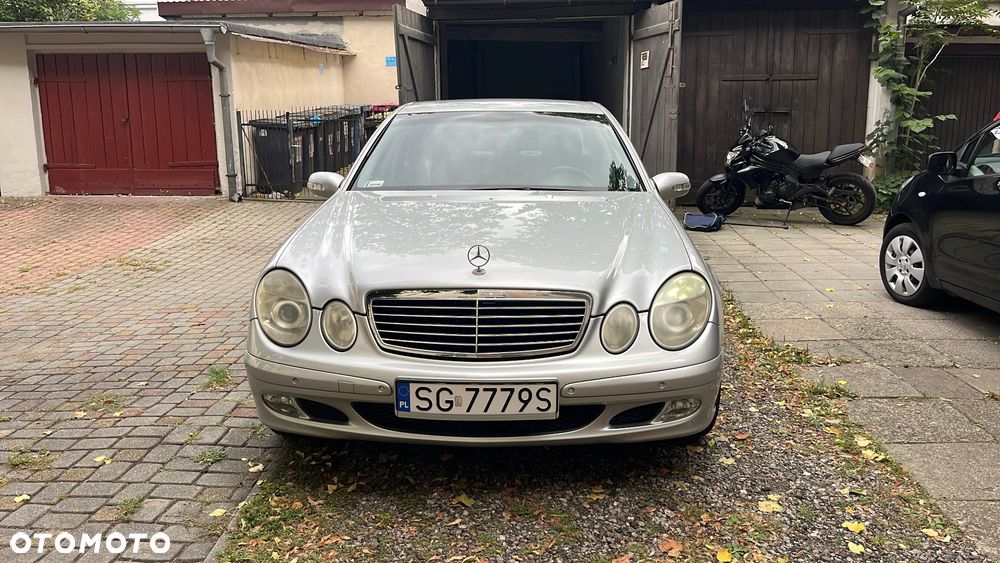 Mercedes-Benz Klasa E - 2