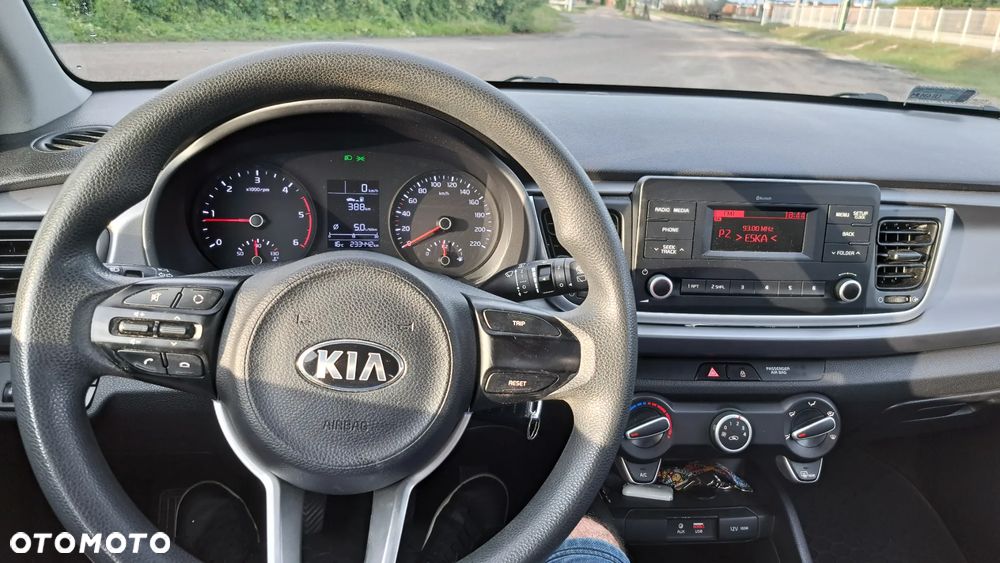 Kia Rio 1.4 crdi L - 9