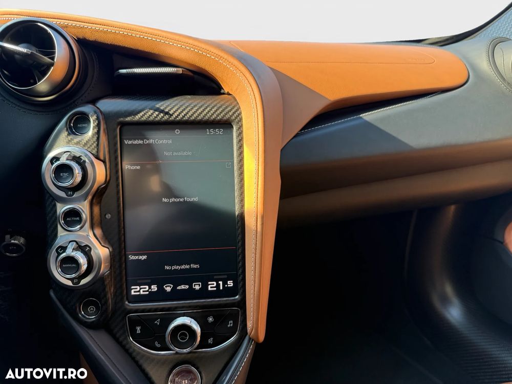 McLaren 720S - 11