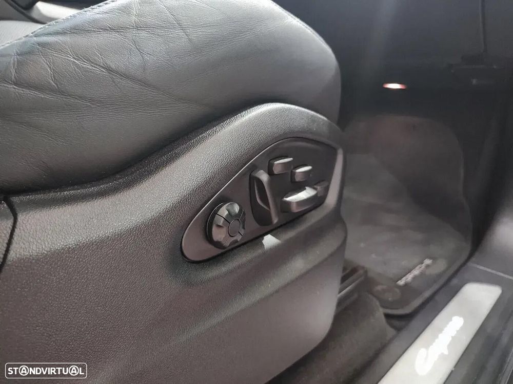 Porsche Cayenne Coupé E-Hybrid - 41