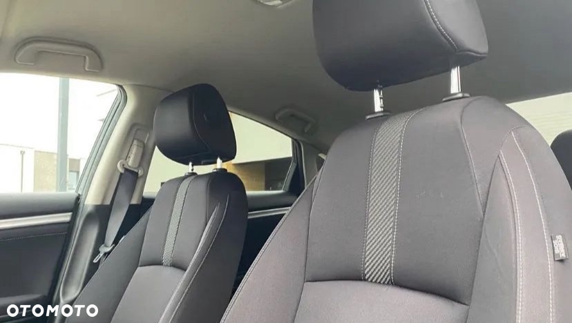 Honda Civic 1.5 T Elegance - 8
