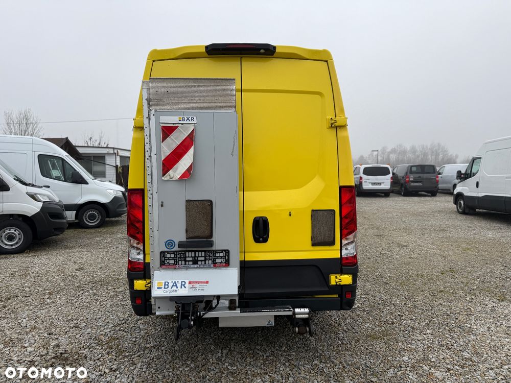 Iveco 2020/Daily/Winda BAR/Średni/manual/Klima/Tempomat/Business Pakiet - 3