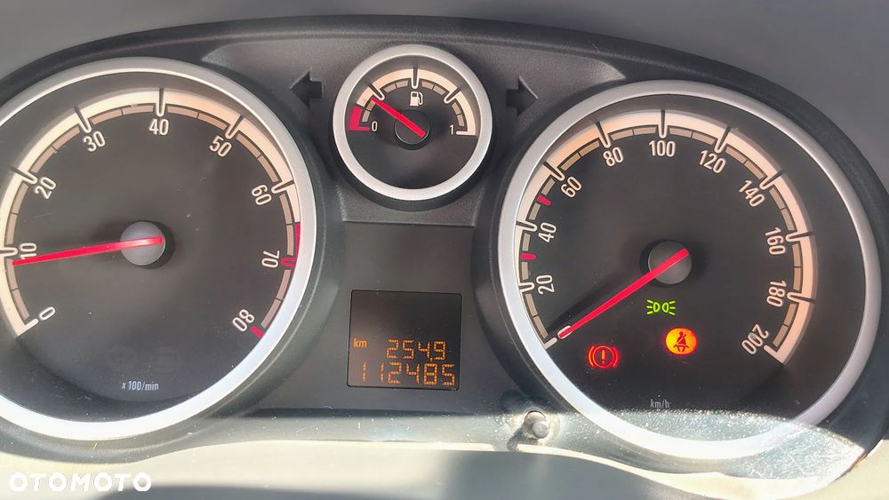Opel Corsa - 10