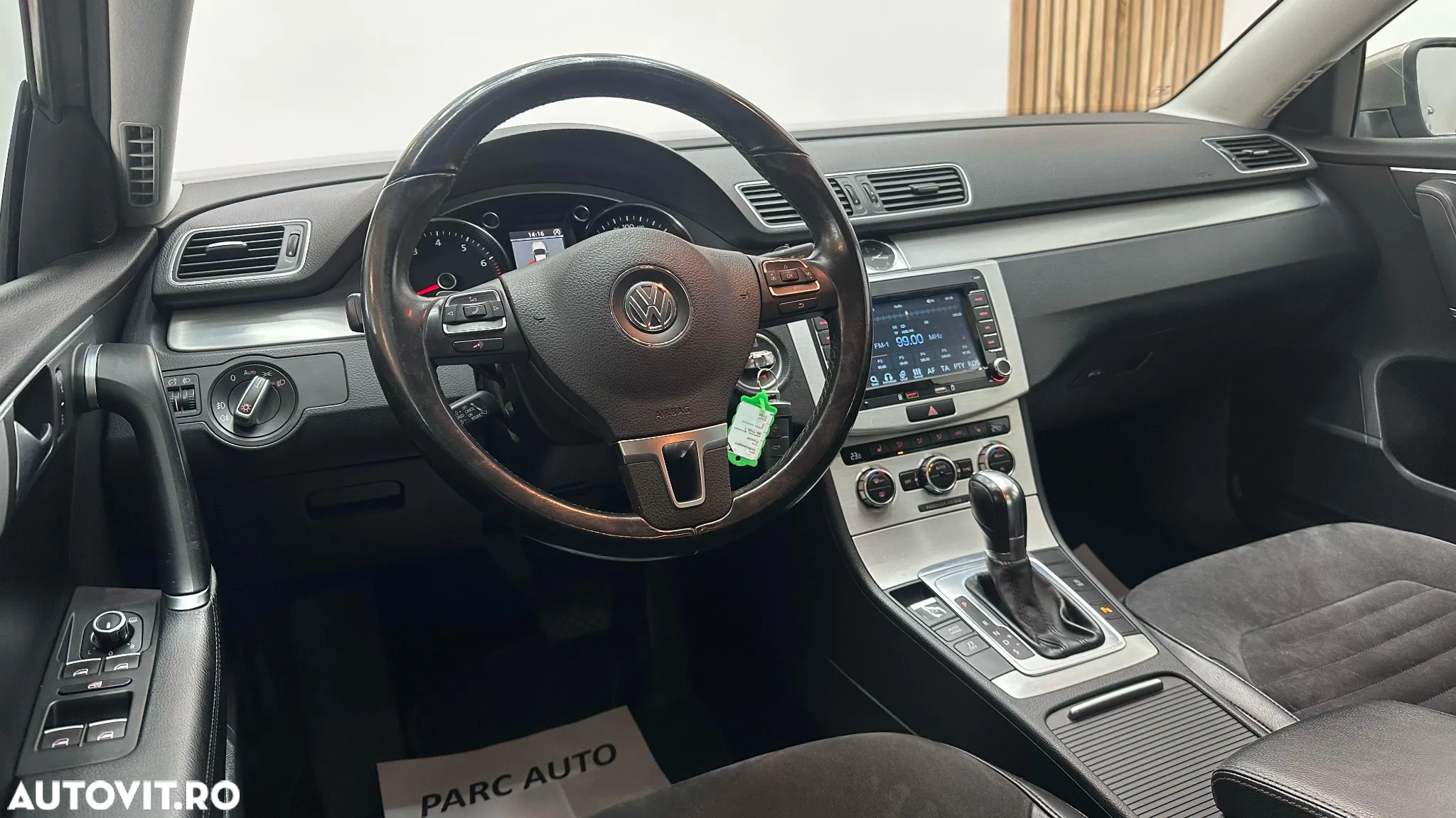 Volkswagen Passat Variant 1.4 TSI DSG BlueMotion Technology Highline - 21
