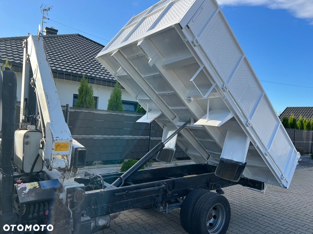 Nissan CABSTAR - 25